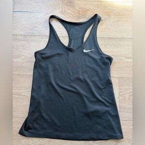Nike Women's Black Racerback Tank Top small